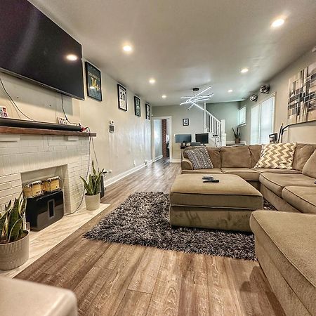 Villa Modern Luxe 3Br 1Ba With Bar 7 Columbus Exterior foto